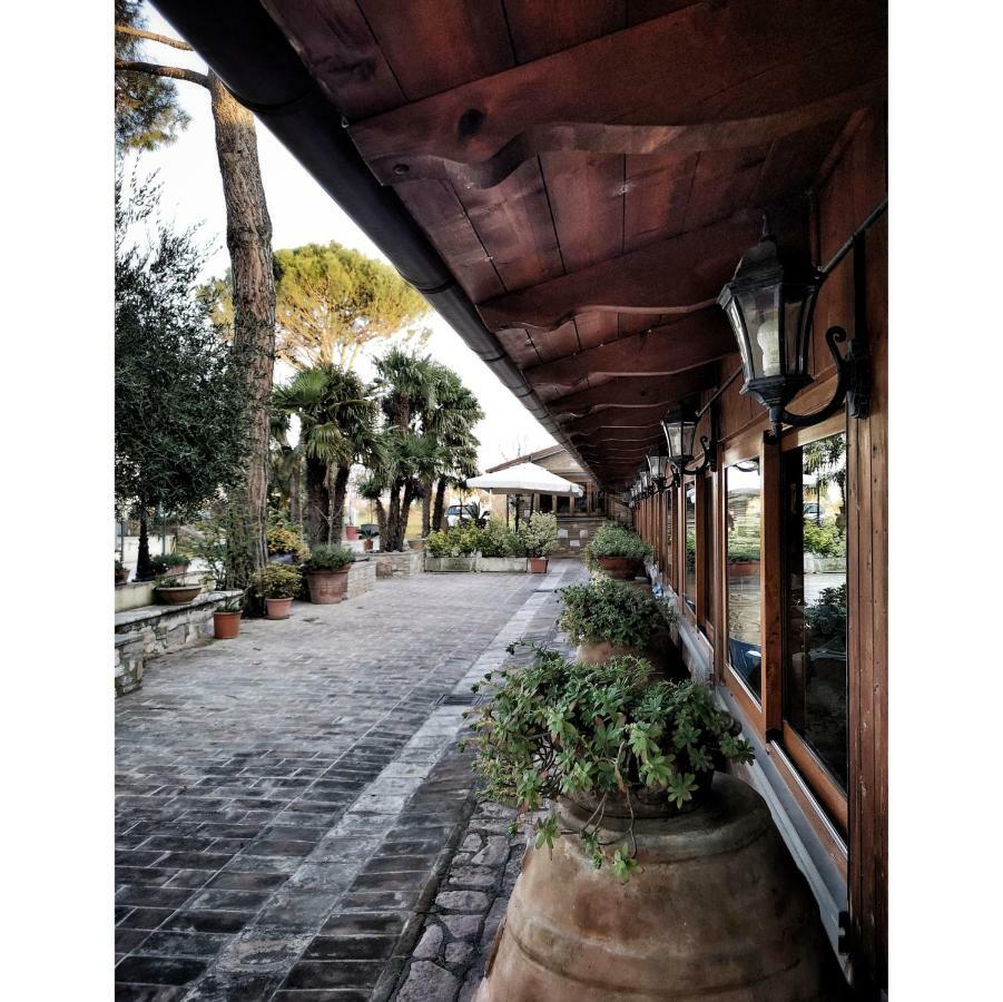 Hotel Villa Elda أسيسي المظهر الخارجي الصورة